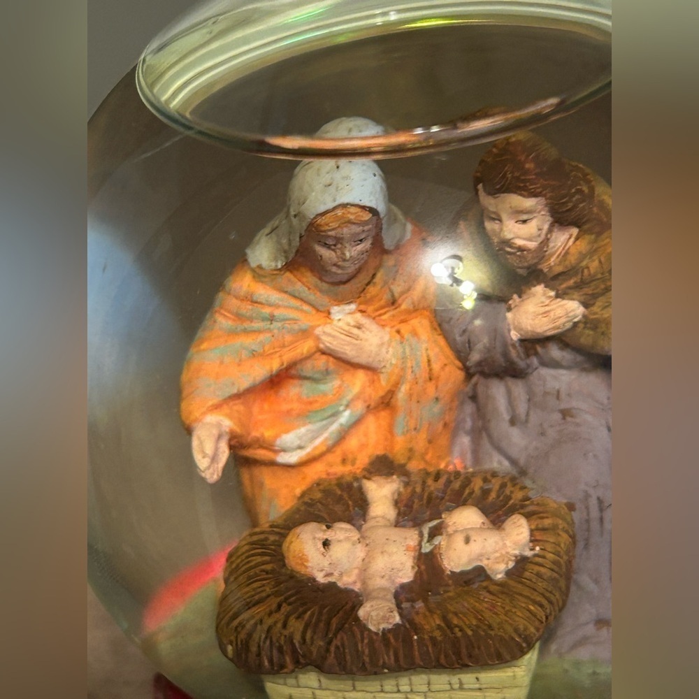 Vintage Nativity Snow Globe Hand Painted Holy Family Christmas Decor - Picture 13 of 16